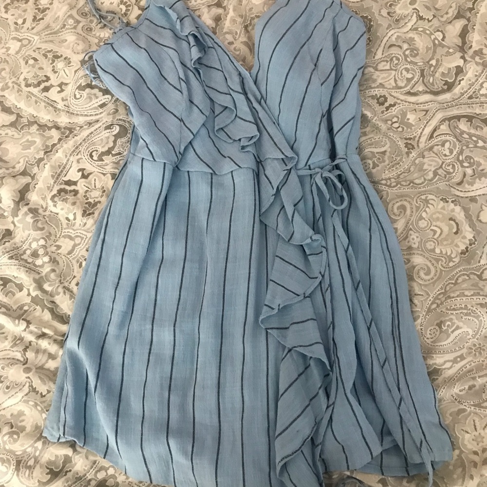 Wrap romper - Picture 4 of 4
